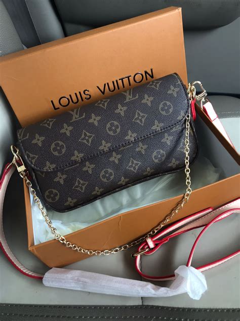 louis vuitton wallet on chain ivy.